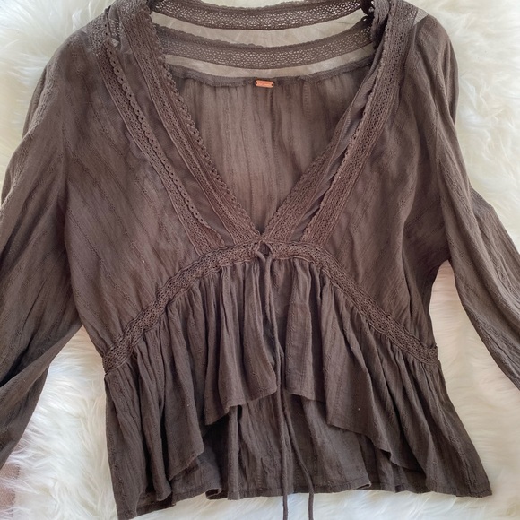 Free People Oberoi V Neck Crop Blouse - Picture 6 of 8